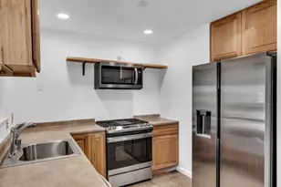2012 Kellogg Way, Rancho Cordova, CA 95670 - Photo 13