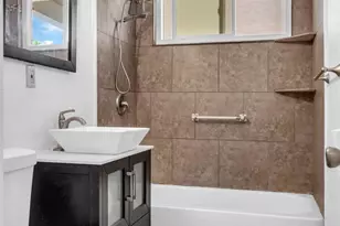 2012 Kellogg Way, Rancho Cordova, CA 95670 - Photo 33