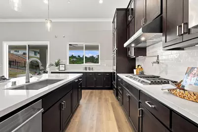 7056 Via Barlogio, El Dorado Hills, CA 95762 - Photo 15