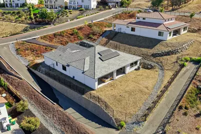 7056 Via Barlogio, El Dorado Hills, CA 95762 - Photo 53