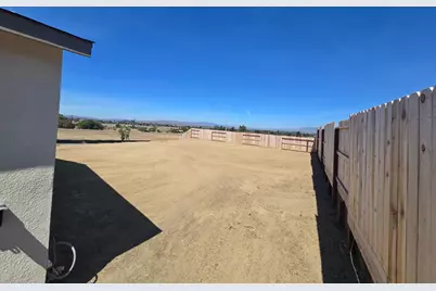 828 Sienna Court, Hollister, CA 95023 - Photo 3