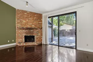 7115 Riverside Blvd, Sacramento, CA 95831 - Photo 9