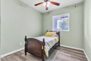 7950 Eskdale Ct, Sacramento, CA 95829 - Photo 23