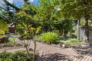 601 Shangri Ln, Sacramento, CA 95825 - Photo 7