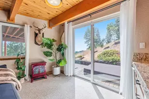 19126 Middle Camp Sugar Pine Rd, Twain Harte, CA 95383 - Photo 27