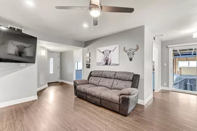 6921 9th Street, Rio Linda, CA 95673 - Photo 5