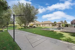 22559 N Peltier Ct, Acampo, CA 95220 - Photo 39