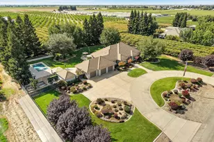 22559 N Peltier Ct, Acampo, CA 95220 - Photo 55