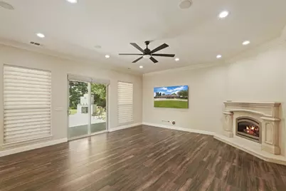 22559 N Peltier Court, Acampo, CA 95220 - Photo 9