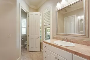 22559 N Peltier Ct, Acampo, CA 95220 - Photo 25