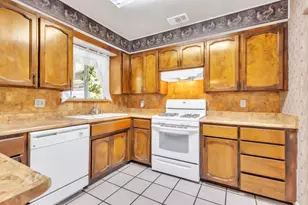 1901 8th Ave, Olivehurst, CA 95961 - Photo 3