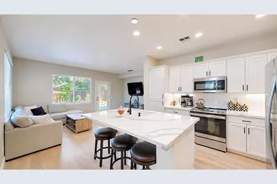 4203 Motif Court, Turlock, CA 95382 - Photo 9