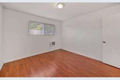 1710 Kenwood Street, Sacramento, CA 95815 - Photo 35