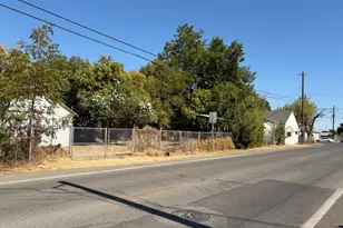 1113 Grand Ave, Olivehurst, CA 95961 - Photo 13