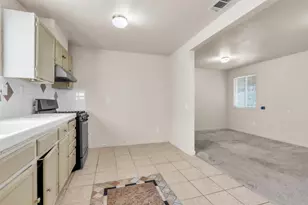638 Andrew St, West Sacramento, CA 95605 - Photo 9
