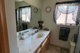 1010 Thoreau Ct, Modesto, CA 95350 - Photo 3
