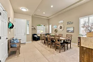 2073 Tracy Ct, Folsom, CA 95630 - Photo 9