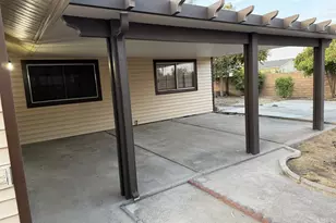 8541 Sunrise Woods Way, Sacramento, CA 95828 - Photo 43
