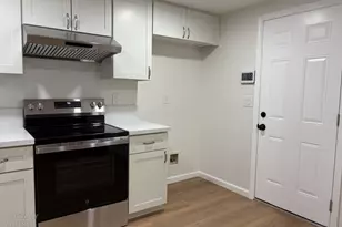 8541 Sunrise Woods Way, Sacramento, CA 95828 - Photo 35