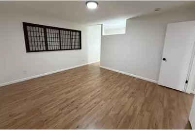 8541 Sunrise Woods Way, Sacramento, CA 95828 - Photo 13