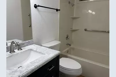 8541 Sunrise Woods Way, Sacramento, CA 95828 - Photo 23