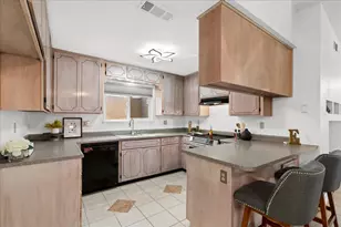 800 W Union Ave, Modesto, CA 95356 - Photo 17