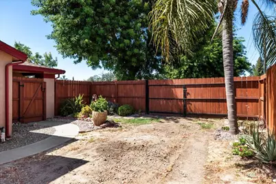 800 W Union Avenue, Modesto, CA 95356 - Photo 37
