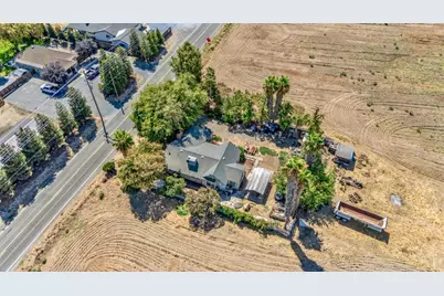 6819 Faith Home Rd, Ceres, CA 95307 - Photo 9