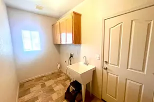 9762 Deep Water Ln, Stockton, CA 95219 - Photo 15