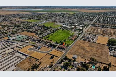 1501 Racquet Club Drive #C, Los Banos, CA 93635 - Photo 63
