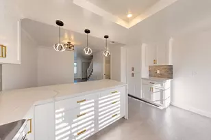 1501 Racquet Club Dr, Los Banos, CA 93635 - Photo 25