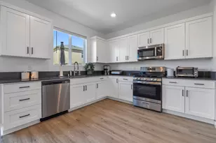 920 Katsura St, Galt, CA 95632 - Photo 9
