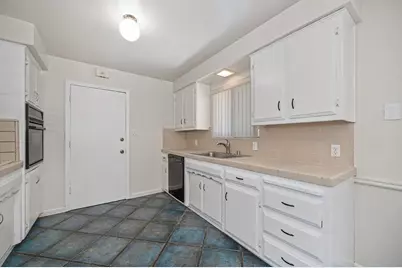 109 Moonlit Circle, Sacramento, CA 95831 - Photo 13