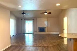 2985 Redwood Dr, Merced, CA 95340 - Photo 9