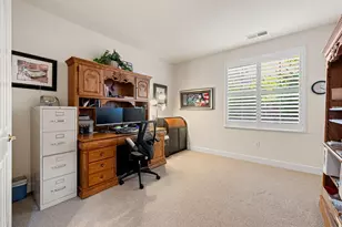 9010 Hearst Pl, El Dorado Hills, CA 95762 - Photo 27