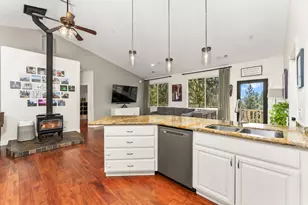 17067 Lawrence Way, Grass Valley, CA 95949 - Photo 9