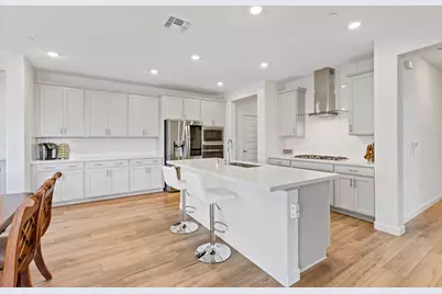 8510 Balsam Court, Roseville, CA 95747 - Photo 5