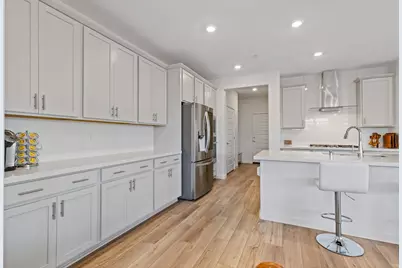 8510 Balsam Court, Roseville, CA 95747 - Photo 7