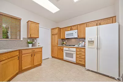 1600 Delta Wind Lane, Lincoln, CA 95648 - Photo 11