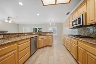 1878 Genoa Ct, Yuba City, CA 95993 - Photo 17