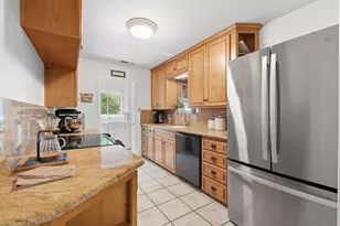 58 46th St, Sacramento, CA 95819 - Photo 9