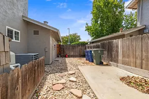 2017 Bridgewood Way, Modesto, CA 95355 - Photo 35