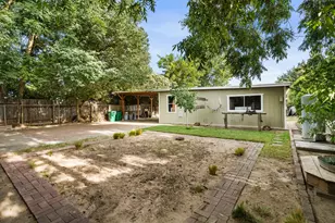 4904 E Harvest Rd, Acampo, CA 95220 - Photo 13