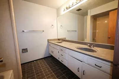 6316 Hillsdale Boulevard, Sacramento, CA 95842 - Photo 19