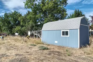9437 Copperopolis Rd, Stockton, CA 95215 - Photo 19