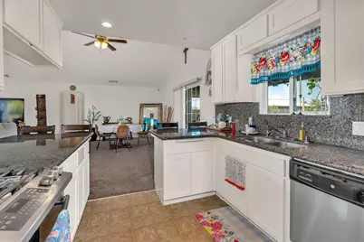 17225 Custer Avenue, Dos Palos, CA 93620 - Photo 13