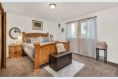 17225 Custer Avenue, Dos Palos, CA 93620 - Photo 17