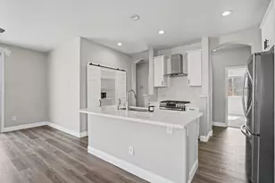 8427 Serio Way, Elk Grove, CA 95758 - Photo 17