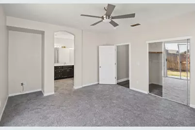 8427 Serio Way, Elk Grove, CA 95758 - Photo 25
