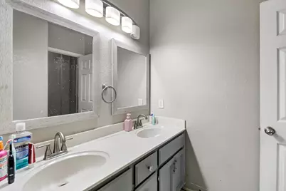 8427 Serio Way, Elk Grove, CA 98758 - Photo 25